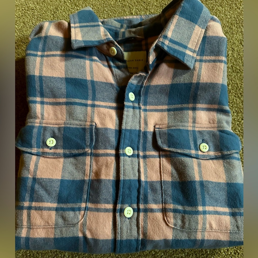 American Eagle men’s super soft flannel size medium